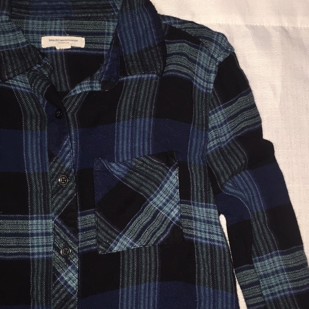 Button up Flannel - Picture 3 of 3